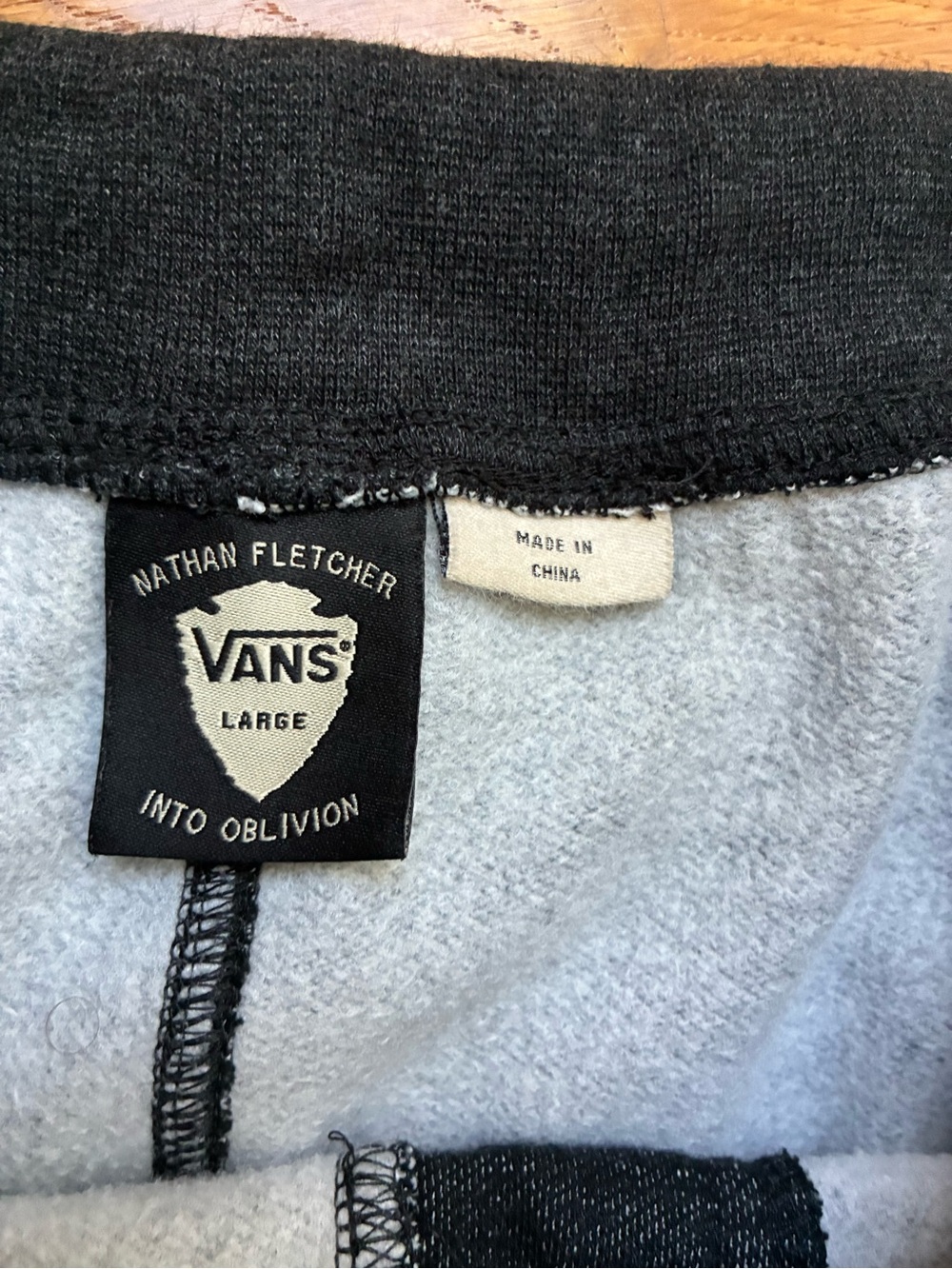 Vans X Nathan Fletcher Men's Athletic Shorts Drawstring Heather Charcoal Size L - Picture 8 of 11